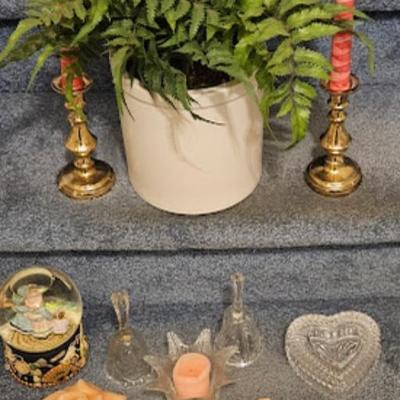 Household accessory lot