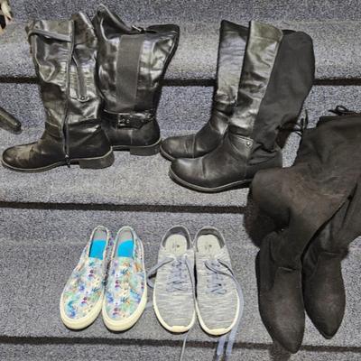 Women's Sneakers/Boot Lot - Size 8.5M