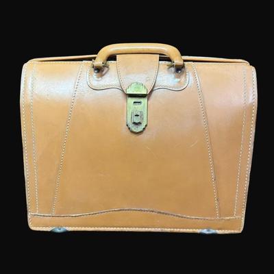 Sale Photo Thumbnail #38: This satchel is expandable and was originally made for Sears & Roebuck.  Dimensions: 16" x 12".  [CS]