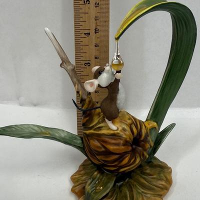 Sale Photo Thumbnail #221: In new, condition with original box. Limited Anniversary Piece for WDCC Members.