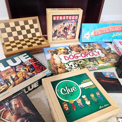 Assorted Vintage Board Games & More (BGB-JS)