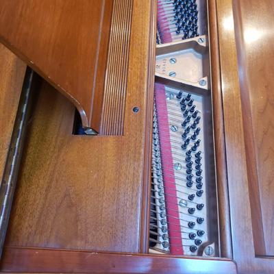 1965-1970 Baldwin Artist Series Baby Grand (LR-KD)