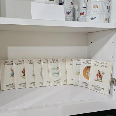 Peter Rabbit & Bunny Bite Collectibles (K-JS)