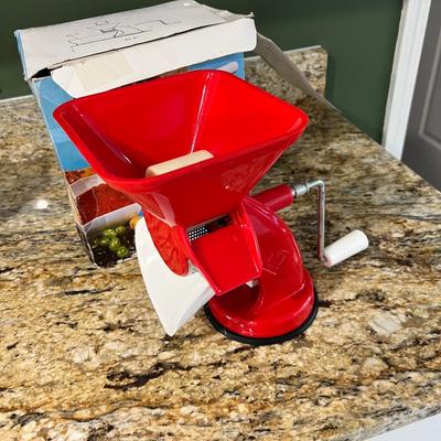 Purée, Chop & Blend - Oster Blender & More (K-RG)