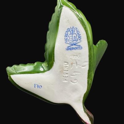 Sale Photo Thumbnail #128: Hand painted chicken on green leaf. Age related wear. Measurement: 3"W x 2.5"H. [CS]