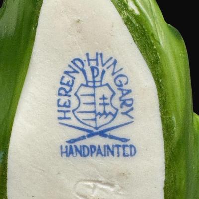 Sale Photo Thumbnail #129: Hand painted chicken on green leaf. Age related wear. Measurement: 3"W x 2.5"H. [CS]