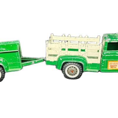 Sale Photo Thumbnail #137: This piece has number 800 from Hubley. Manufactured in Lancaster, PA. Age related wear, including paint loss. [CS]