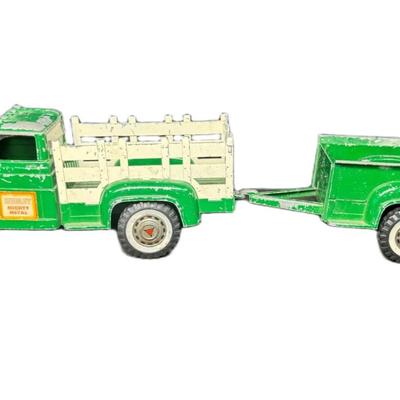 Sale Photo Thumbnail #139: This piece has number 800 from Hubley. Manufactured in Lancaster, PA. Age related wear, including paint loss. [CS]