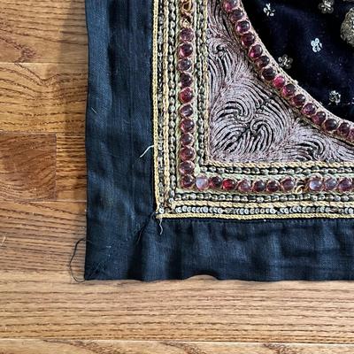 Kalaga Tapestry Wall Hanging (D-RG)