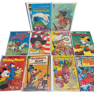 Sale Photo Thumbnail #153: Includes Disney, Marvel, Roy Rogers, and more. Total of ten pieces. Some are dated from the 1950s. [JP]