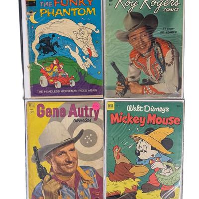 Sale Photo Thumbnail #155: Includes Disney, Marvel, Roy Rogers, and more. Total of ten pieces. Some are dated from the 1950s. [JP]