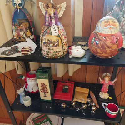 Sale Photo Thumbnail #57: The pictures don't do this lot justice. you have so many different items to set up a Xmas village or decorate around a train set.