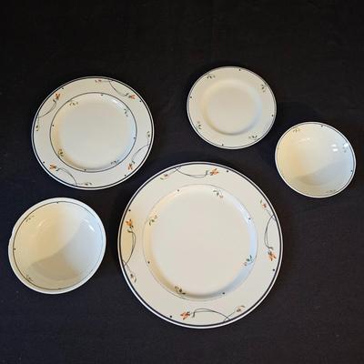 Ariana Town & Country Fine China Collection by Gorham (K-JS)
