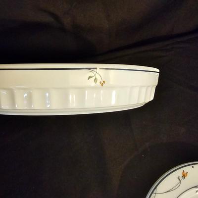 Ariana Town & Country Fine China Collection by Gorham (K-JS)