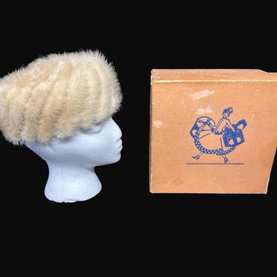 Sale Photo Thumbnail #195: Includes vintage box. Age related wear. [SM]