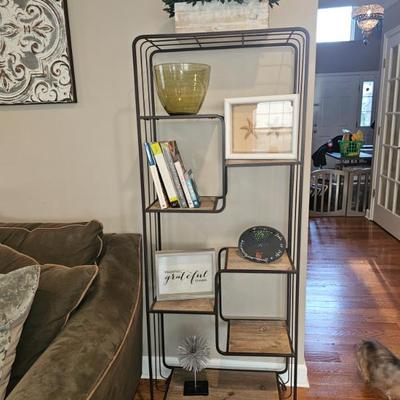 Sale Photo Thumbnail #110