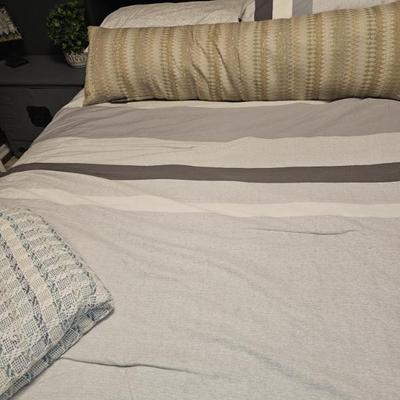 Sale Photo Thumbnail #213