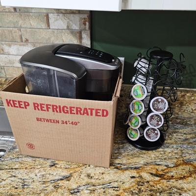 Keurig Coffee Maker & Spin Rack w/Pods (K-JS)