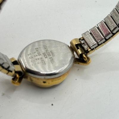 LOT 49J: Vintage Ladies Watches: Lanco 17 Jewels, Unichron 17 Jewels & More