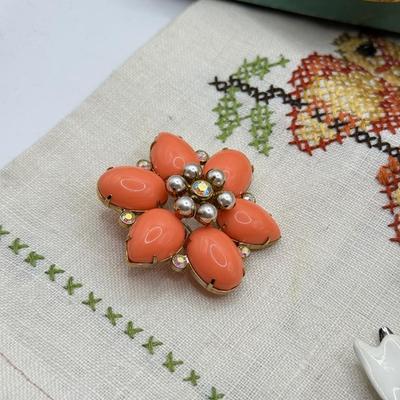 LOT 56K: Vintage Elgin America Compact, Pierced Japanese Porcelain Dish, Brooches & Owl Cross Stitch