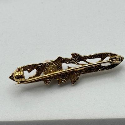LOT 59J: Pins & Brooches; Cat, Trifari & More