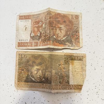 LOT 80K: Foreign Coins/Currency: Israel, France & More