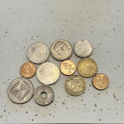 LOT 80K: Foreign Coins/Currency: Israel, France & More