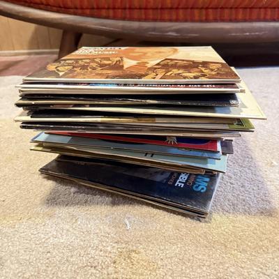 LOT 105B: Large Vinyl Record Collection