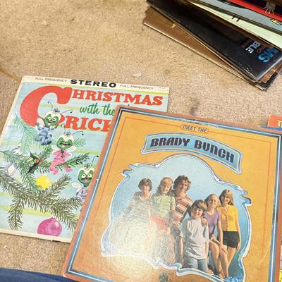 LOT 105B: Large Vinyl Record Collection