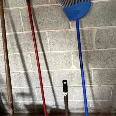LOT 109G: Rake, Shovels, Brooms & Stools