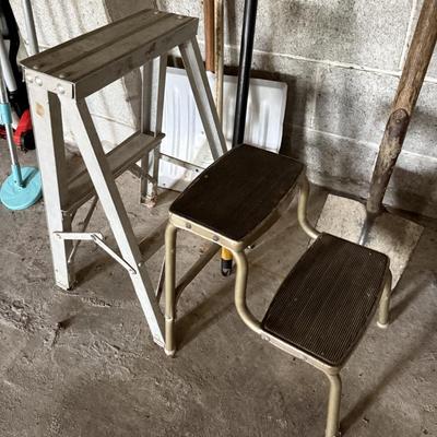 LOT 109G: Rake, Shovels, Brooms & Stools