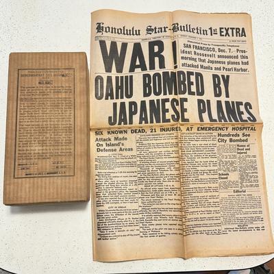 LOT 110K: Honolulu Star Bulletin WWII Dec 1971 Newspaper & NIB SEALED Gas Mask