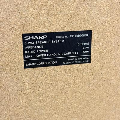 LOT 111K: Sharp CD Stereo Music System