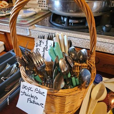 Sale Photo Thumbnail #252