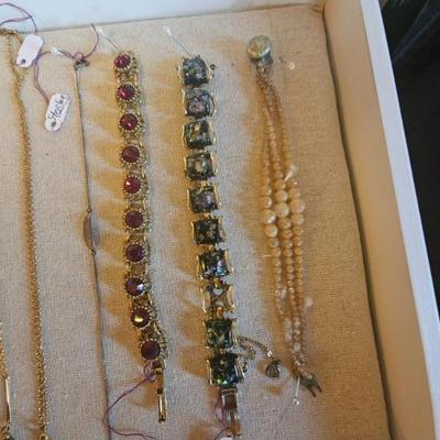 Sale Photo Thumbnail #618