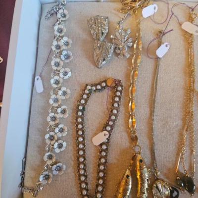 Sale Photo Thumbnail #620