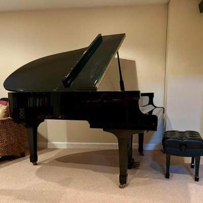Yamaha Baby Grand Piano