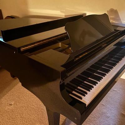 Yamaha Baby Grand Piano
