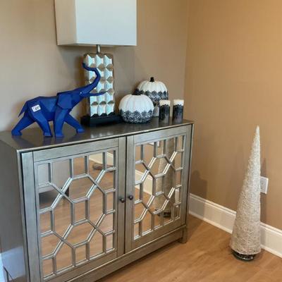 Sale Photo Thumbnail #16