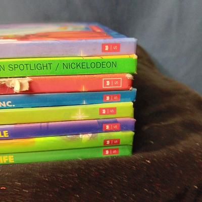 CHILDRENS BOOKS - THE HARDY BOYS AND DISNEY WONDERFUL WORLD OF READING