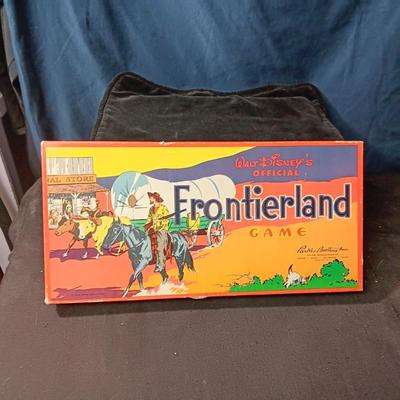 WALT DISNEY'S OFFICIAL FRONTIERLAND GAME WITH METAL PLAY PIECES