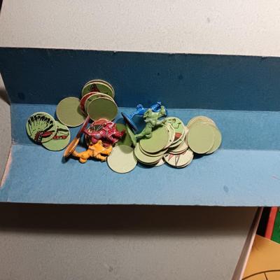 WALT DISNEY'S OFFICIAL FRONTIERLAND GAME WITH METAL PLAY PIECES