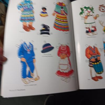 1979 BARBIE PAPER DOLLS AND UNUSED ROYAL WEDDING, SLEEPING BEAUTY AND INDIAN GIRL AND BOY PAPER DOLLS