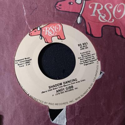 STYX, BEE GEES, AIR SUPPLY AND MORE MUSIC ON 45'S