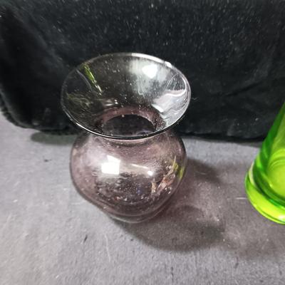 3 SECTION GLASS PLANT STARTER AND A PURPLE AND GREEN VASES