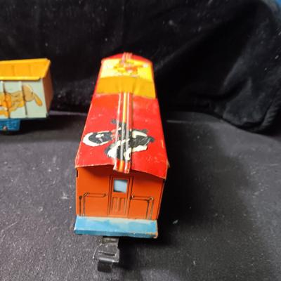 WALT DISNEY PRODUCTIONS TIN LITHO WIND UP TRAIN BY MARX (IN NEED OF REPAIR)