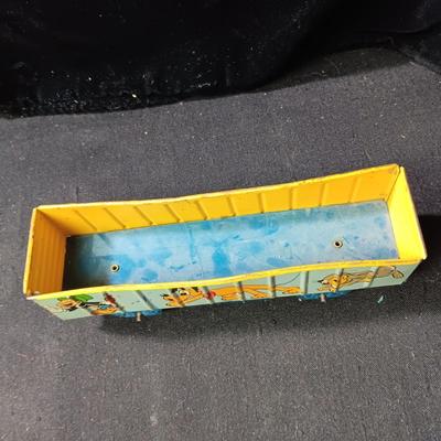 WALT DISNEY PRODUCTIONS TIN LITHO WIND UP TRAIN BY MARX (IN NEED OF REPAIR)