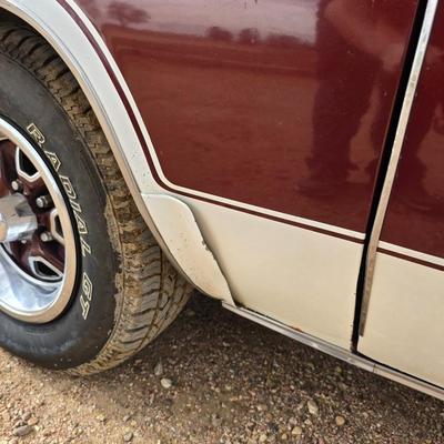 1976 Oldsmobile cutlass 442 - 20370.5 miles on the odometer