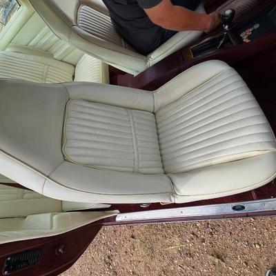 1976 Oldsmobile cutlass 442 - 20370.5 miles on the odometer