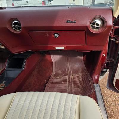 1976 Oldsmobile cutlass 442 - 20370.5 miles on the odometer